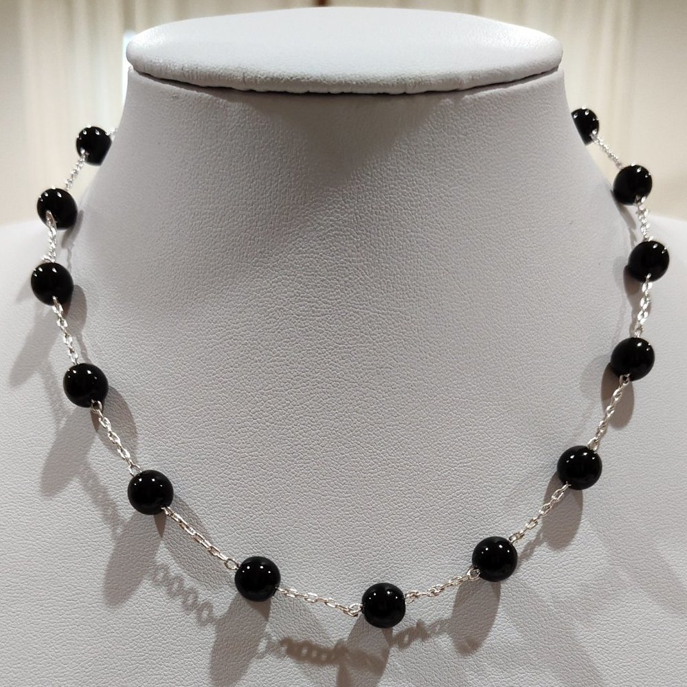 BLACK PEARL NECKLACE & Earring Set, w/silver chain